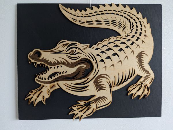 Crocodile sculpté