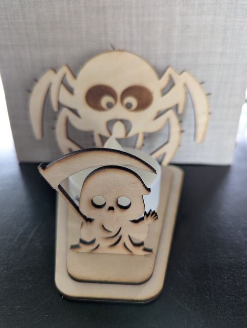 Bougeoir motifs fantôme et araignée